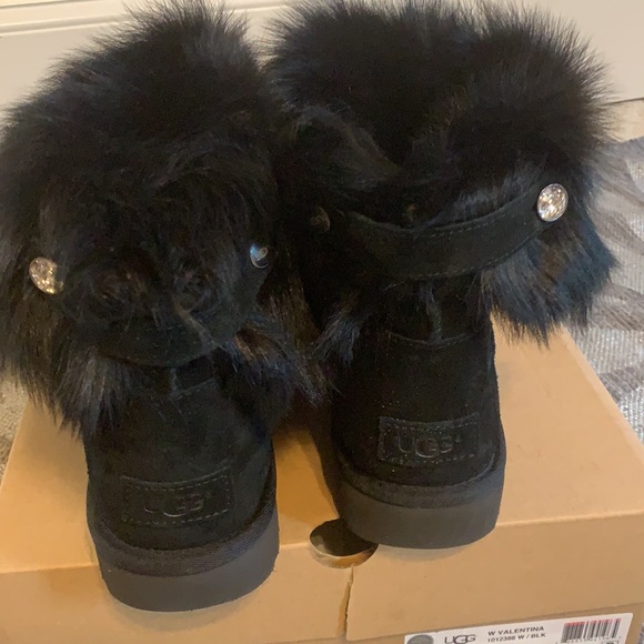 NIB UGG Valentina black boots Swarovski crystal 9 - Picture 3 of 12
